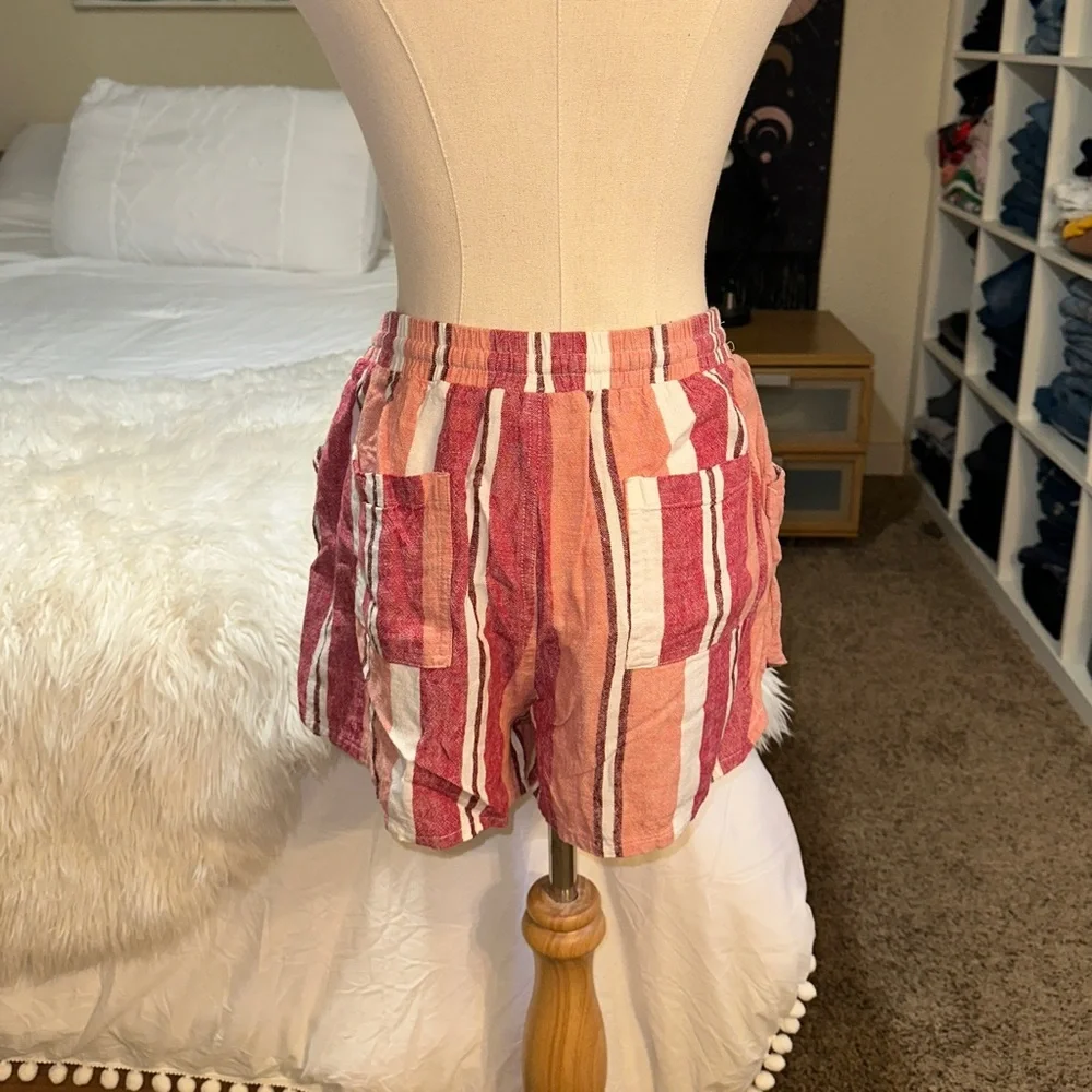 Universal Thread | Pink Cream Striped Linen Blend Shorts High Rise Drawstring M